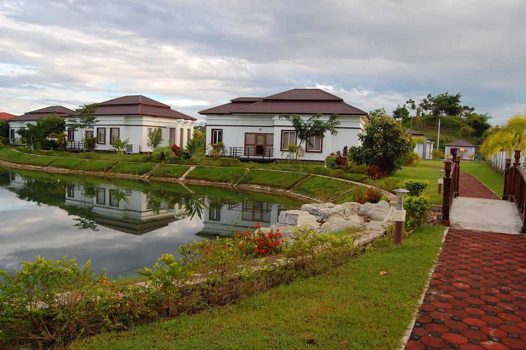 The Golden Lake Hotel Naypyidaw Eksteriør billede