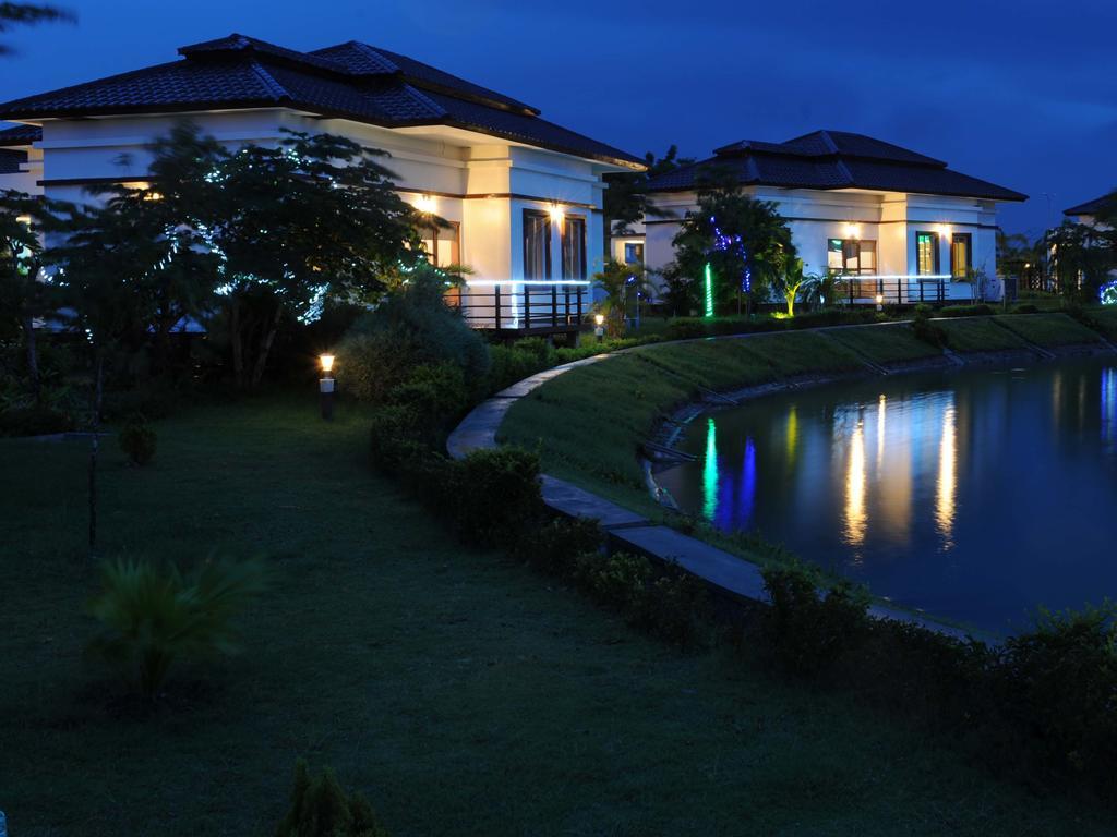 The Golden Lake Hotel Naypyidaw Eksteriør billede
